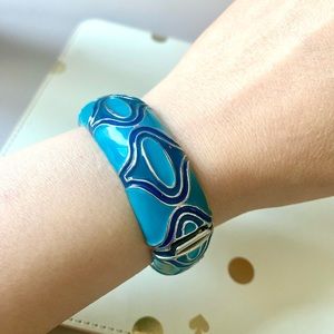 [Anthropologie] Blue Enamel Clasp Oval Bracelet